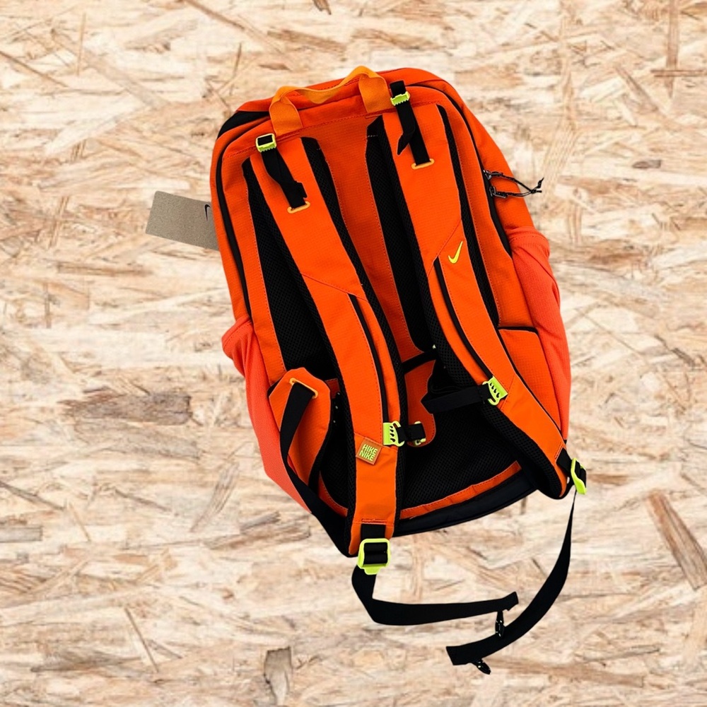 ✔️NWT✔️ NIKE Hike Safety Orange Backpack - Picture 3 of 13